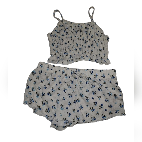 5 Below Set - Picture 1 of 5